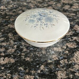 VINTAGE LIMOGES JEWELRY BOX